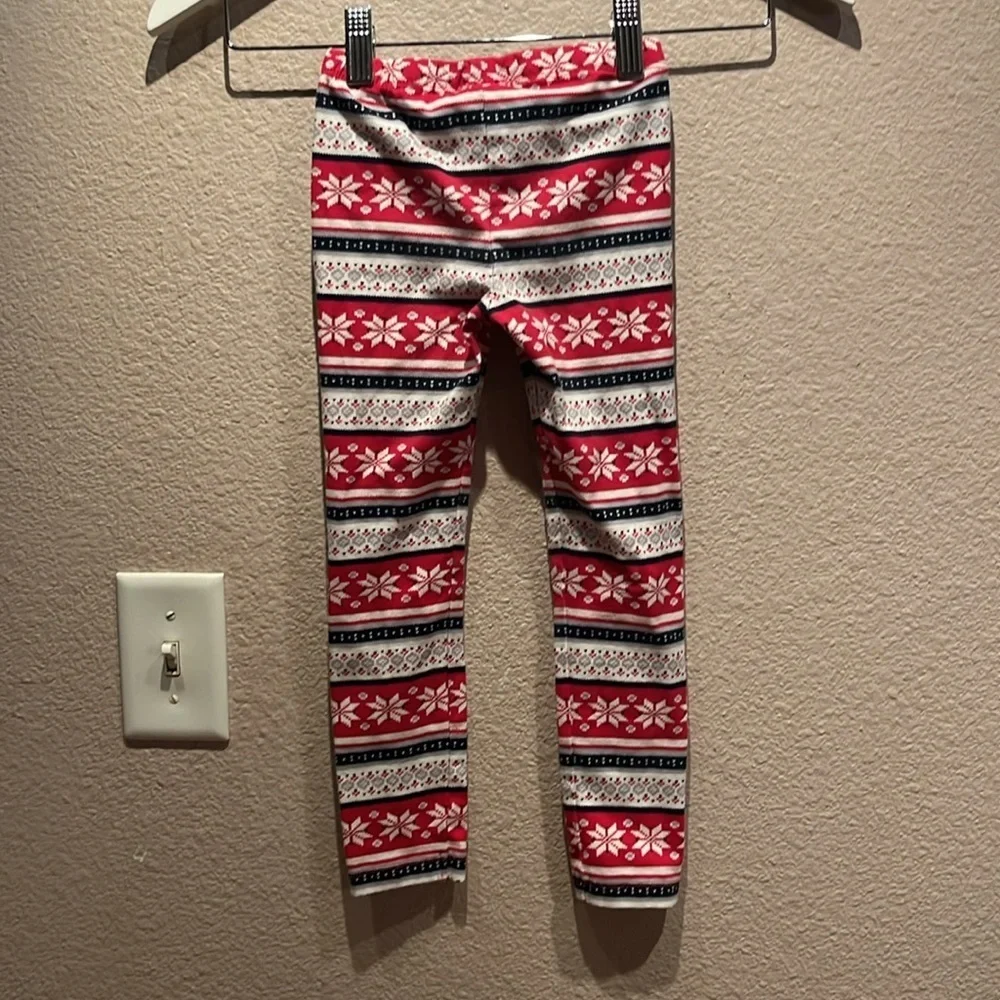 Gymboree Girl’s Holiday Print Christmas Snowflake leggings size 4T Fair Isle